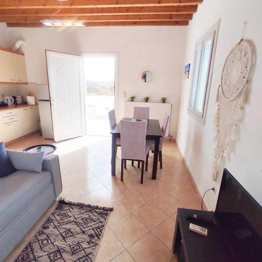 Avalon Cosy Emerald, Ivory With Shared Swimming Pool Agrari (Mykonos)
