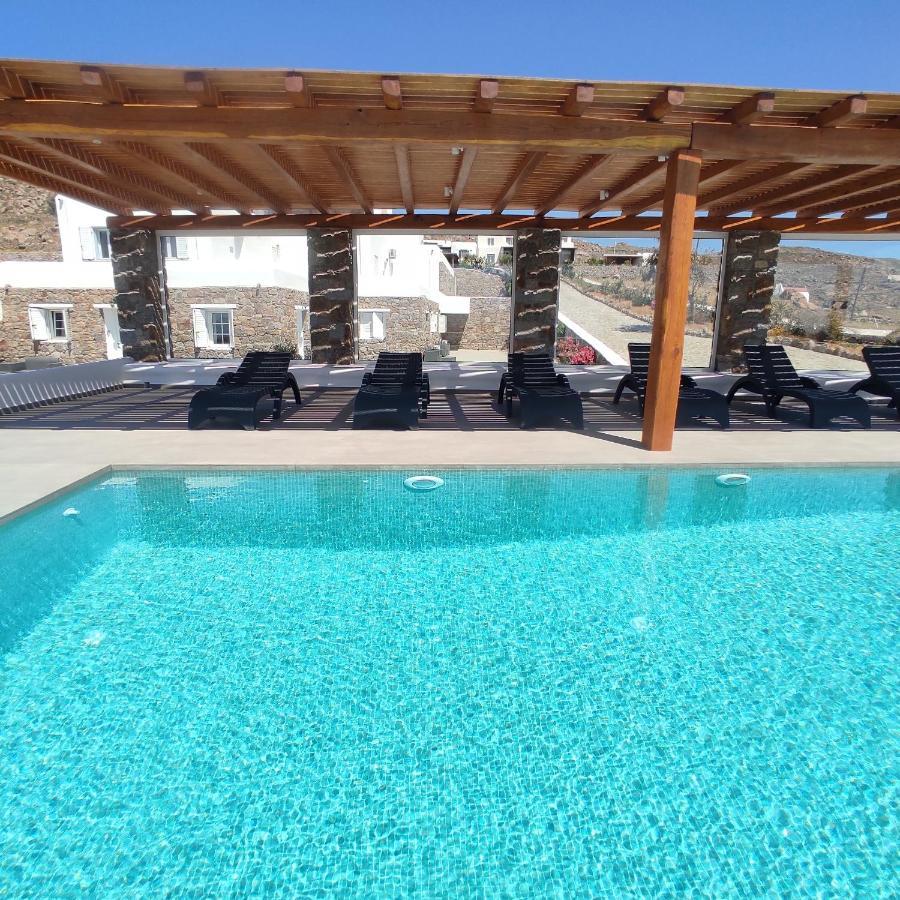 Avalon Cosy Emerald, Ivory With Shared Swimming Pool Agrari (Mykonos)